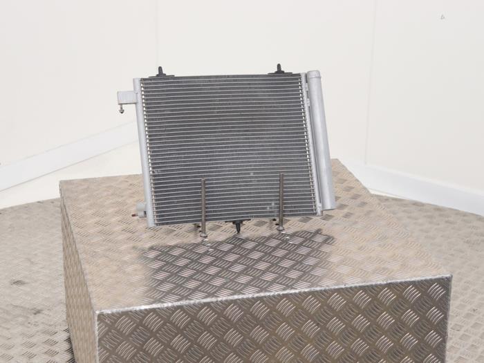 Gebruikte Airco Condensor Peugeot 208 I (CA/CC/CK/CL) 1.0 Vti 12V PureTech Prijs € 25,00 Margeregeling aangeboden door Automaterialen Ronald Morien B.V.