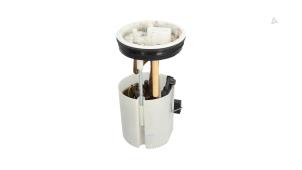 Gebruikte Benzinepomp Volkswagen Polo V (6R) 1.2 12V BlueMotion Technology Prijs € 39,00 Margeregeling aangeboden door Automaterialen Ronald Morien B.V.