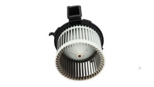Gebruikte Kachel Ventilatiemotor Ford Ka II 1.2 Prijs € 19,00 Margeregeling aangeboden door Automaterialen Ronald Morien B.V.