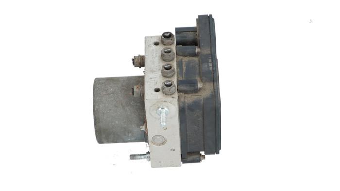 Gebruikte ABS Pomp Volkswagen Polo V (6R) 1.4 TDI 12V 90 Prijs € 35,00 Margeregeling aangeboden door Automaterialen Ronald Morien B.V.