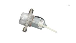 Gebruikte Rembol Renault Clio IV (5R) 1.6 Turbo 16V RS 200 EDC Prijs € 119,00 Margeregeling aangeboden door Automaterialen Ronald Morien B.V.