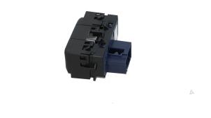 Gebruikte Diversen Opel Crossland (X) 1.2 Turbo 12V Prijs € 15,00 Inclusief btw aangeboden door Automaterialen Ronald Morien B.V.