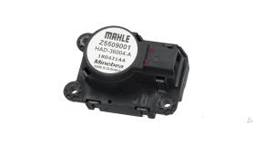 Gebruikte Kachelklep Motor Opel Crossland (X) 1.2 Turbo 12V Prijs € 15,00 Inclusief btw aangeboden door Automaterialen Ronald Morien B.V.