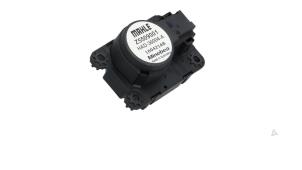 Gebruikte Kachelklep Motor Opel Crossland (X) 1.2 Turbo 12V Prijs € 15,00 Inclusief btw aangeboden door Automaterialen Ronald Morien B.V.