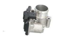 Gebruikte Gasklephuis Ford Fiesta 7 1.0 EcoBoost 12V 100 Prijs € 25,00 Margeregeling aangeboden door Automaterialen Ronald Morien B.V.