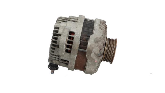 Gebruikte Dynamo Mitsubishi Space Star (A0) 1.0 12V Prijs € 49,00 Margeregeling aangeboden door Automaterialen Ronald Morien B.V.