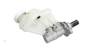 Gebruikte Hoofdremcilinder Mitsubishi Space Star (A0) 1.0 12V Prijs € 29,00 Margeregeling aangeboden door Automaterialen Ronald Morien B.V.