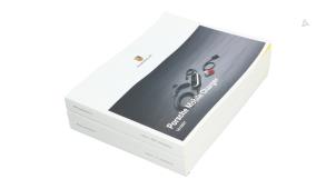 Gebruikte Instructie Boekje Porsche Cayenne III (9YA) 3.0 V6 Turbo 24V E-Hybrid Prijs € 42,35 Inclusief btw aangeboden door Automaterialen Ronald Morien B.V.