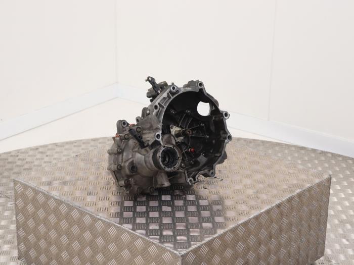 Gebruikte Versnellingsbak Volkswagen Fox (5Z) 1.2 Prijs € 250,00 Margeregeling aangeboden door Automaterialen Ronald Morien B.V.