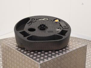 Gebruikte Diversen Bentley Continental GT 6.0 W12 48V Prijs € 95,00 Margeregeling aangeboden door Automaterialen Ronald Morien B.V.