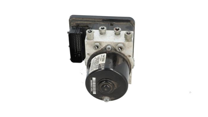 Gebruikte ABS Pomp Opel Astra J Sports Tourer (PD8/PE8/PF8) 1.6 CDTI 16V Prijs € 125,00 Margeregeling aangeboden door Automaterialen Ronald Morien B.V.