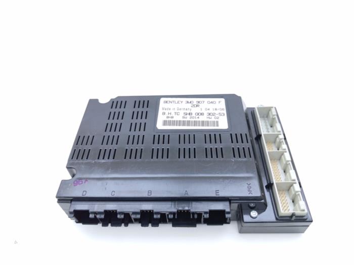 Gebruikte Koeling Module Bentley Continental GT 6.0 W12 48V Prijs € 145,00 Margeregeling aangeboden door Automaterialen Ronald Morien B.V.