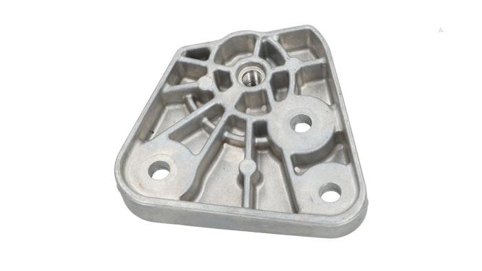 Gebruikte Motorrubber Volkswagen Golf VII (AUA) e-Golf Prijs € 19,00 Margeregeling aangeboden door Automaterialen Ronald Morien B.V.