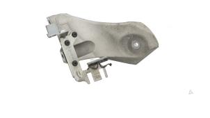 Gebruikte Motorsteun Bentley Continental GT 6.0 W12 48V Prijs € 65,00 Margeregeling aangeboden door Automaterialen Ronald Morien B.V.