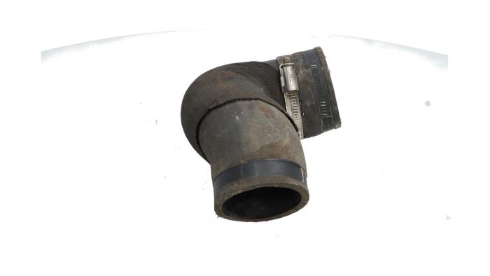 Gebruikte Intercooler Slang Bentley Continental GT 6.0 W12 48V Prijs € 35,00 Margeregeling aangeboden door Automaterialen Ronald Morien B.V.