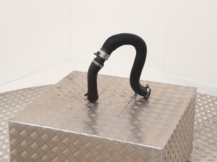 Gebruikte Intercooler Buis Opel Astra L (F3/FB/FM/FP) 1.6 Plug-in Hybrid Turbo 16V Prijs € 48,99 Inclusief btw aangeboden door Automaterialen Ronald Morien B.V.