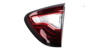 Gebruikte Achterlicht rechts Renault Captur (2R) 1.2 TCE 16V EDC Prijs € 24,99 Margeregeling aangeboden door Automaterialen Ronald Morien B.V.