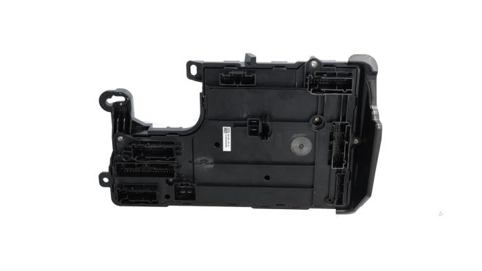 Gebruikte Computer Body Control Tesla Model 3 EV AWD Prijs € 139,15 Inclusief btw aangeboden door Automaterialen Ronald Morien B.V.