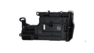 Gebruikte Computer Body Control Tesla Model 3 EV AWD Prijs € 175,00 Inclusief btw aangeboden door Automaterialen Ronald Morien B.V.