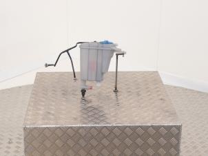 Gebruikte Expansievat Audi A4 Allroad Quattro (B8) 2.0 TDI 16V Prijs € 20,00 Inclusief btw aangeboden door Automaterialen Ronald Morien B.V.