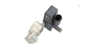 Gebruikte Accu sensor Mitsubishi Space Star (A0) 1.2 12V Prijs € 19,00 Margeregeling aangeboden door Automaterialen Ronald Morien B.V.