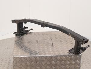 Gebruikte Bumperbalk voor Renault Koleos I 2.0 dCi 16V Prijs € 30,00 Margeregeling aangeboden door Automaterialen Ronald Morien B.V.