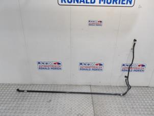 Gebruikte Leiding (diversen) Tesla Model 3 EV AWD Prijs € 95,00 Inclusief btw aangeboden door Automaterialen Ronald Morien B.V.