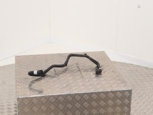 Gebruikte Waterpijp Tesla Model 3 EV AWD Prijs € 39,00 Inclusief btw aangeboden door Automaterialen Ronald Morien B.V.