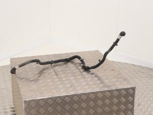 Gebruikte Waterpijp Tesla Model 3 EV AWD Prijs € 39,00 Inclusief btw aangeboden door Automaterialen Ronald Morien B.V.