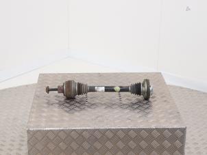 Gebruikte Steekas links-achter Audi E-tron (GEN) 55 quattro Prijs € 59,29 Inclusief btw aangeboden door Automaterialen Ronald Morien B.V.