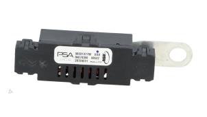 Gebruikte Diversen Opel Astra L (F3/FB/FM/FP) 1.6 Plug-in Hybrid Turbo 16V Prijs € 19,00 Inclusief btw aangeboden door Automaterialen Ronald Morien B.V.