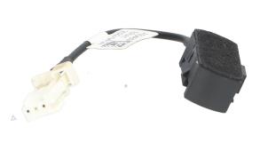 Gebruikte Microfoon Opel Astra L (F3/FB/FM/FP) 1.6 Plug-in Hybrid Turbo 16V Prijs € 15,00 Inclusief btw aangeboden door Automaterialen Ronald Morien B.V.