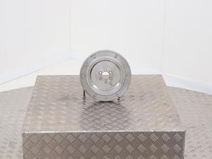 Gebruikte Vliegwiel Opel Astra L (F3/FB/FM/FP) 1.6 Plug-in Hybrid Turbo 16V Prijs € 175,00 Inclusief btw aangeboden door Automaterialen Ronald Morien B.V.