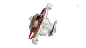 Gebruikte Waterpomp Peugeot 508 SW (F4/FC/FJ/FR) 1.6 16V GT PureTech 225 Prijs € 75,00 Inclusief btw aangeboden door Automaterialen Ronald Morien B.V.