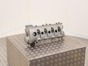 Gebruikte Kleppendeksel Porsche Cayenne (9PA) 4.5 S V8 32V Prijs € 125,00 Margeregeling aangeboden door Automaterialen Ronald Morien B.V.