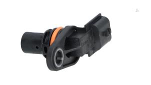 Nieuwe Nokkenas Sensor Renault Master III (JV) 2.3 Energy dCi 180 Twin Turbo 16V FWD Prijs € 19,00 Inclusief btw aangeboden door Automaterialen Ronald Morien B.V.