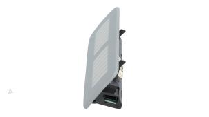 Gebruikte Command Systeem Display Porsche Cayenne (9PA) 4.5 S V8 32V Prijs € 19,00 Margeregeling aangeboden door Automaterialen Ronald Morien B.V.