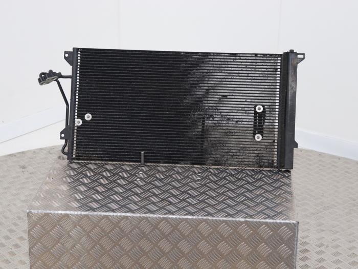 Gebruikte Airco Condensor Porsche Cayenne (9PA) 4.5 S V8 32V Prijs € 30,00 Margeregeling aangeboden door Automaterialen Ronald Morien B.V.
