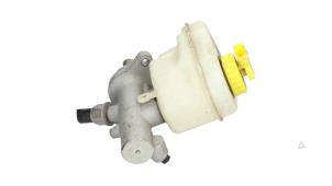 Gebruikte Hoofdremcilinder Porsche Cayenne (9PA) 4.5 S V8 32V Prijs € 39,00 Margeregeling aangeboden door Automaterialen Ronald Morien B.V.