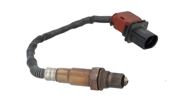 Lambda Sonde van een Volkswagen Crafter 2.5 TDI 30/35/50 2011