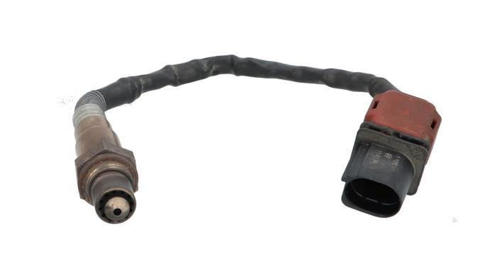 Lambda Sonde van een Volkswagen Crafter 2.5 TDI 30/35/50 2011