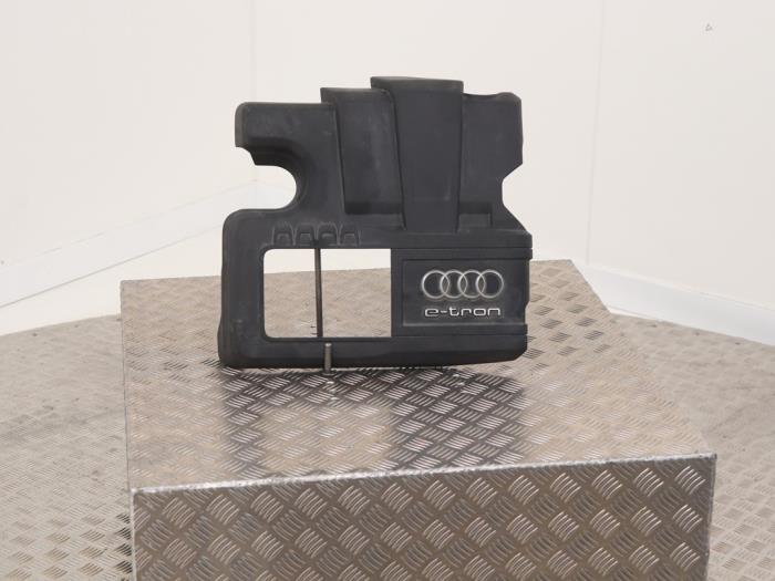 Gebruikte Afdekplaat motor Audi A3 Sportback (8VA/8VF) 1.4 TFSI 16V e-tron Prijs € 35,00 Margeregeling aangeboden door Automaterialen Ronald Morien B.V.