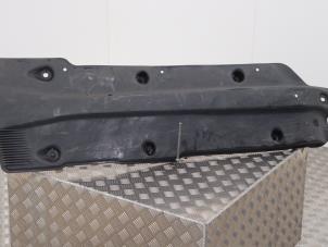 Gebruikte Bodem beschermplaat Volkswagen Up! (121) 1.0 TSI 12V GTI Prijs € 29,00 Inclusief btw aangeboden door Automaterialen Ronald Morien B.V.