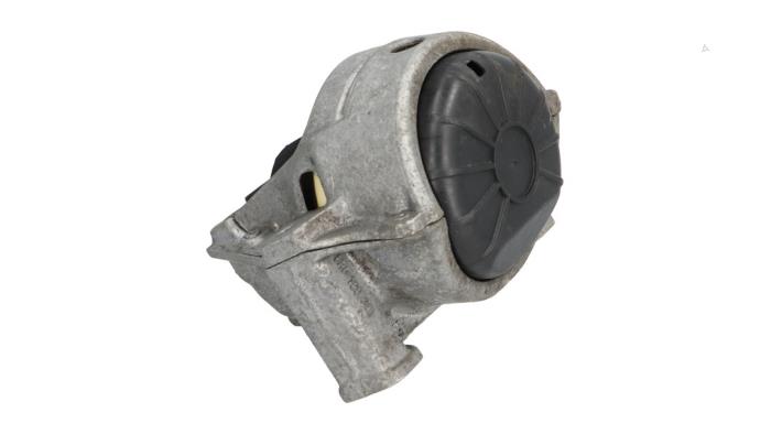 Gebruikte Motorrubber Audi A4 (B8) 1.8 TFSI 16V Prijs € 95,00 Margeregeling aangeboden door Automaterialen Ronald Morien B.V.