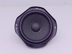 Gebruikte Luidspreker Tesla Model 3 Long Range, Performance AWD Prijs € 95,00 Inclusief btw aangeboden door Automaterialen Ronald Morien B.V.