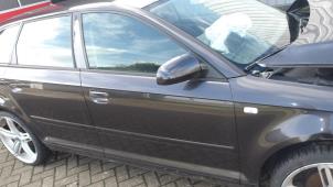 Gebruikte Portier 4Deurs rechts-voor Audi A3 Sportback (8PA) 1.8 TFSI 16V Prijs € 95,00 Margeregeling aangeboden door Automaterialen Ronald Morien B.V.