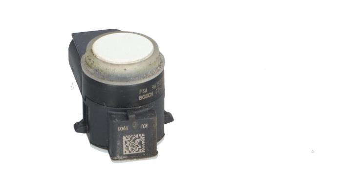 Gebruikte PDC Sensor Peugeot 208 I (CA/CC/CK/CL) 1.2 Vti 12V PureTech 82 Prijs € 19,00 Margeregeling aangeboden door Automaterialen Ronald Morien B.V.