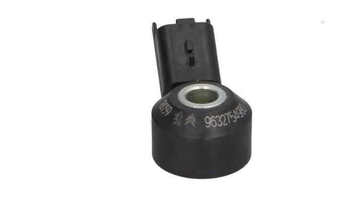 Pingelsensor van een Peugeot 208 I (CA/CC/CK/CL) 1.2 Vti 12V PureTech 82 2018
