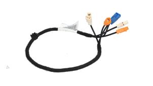 Gebruikte Kabel (diversen) Peugeot 208 I (CA/CC/CK/CL) 1.2 Vti 12V PureTech 82 Prijs € 10,00 Margeregeling aangeboden door Automaterialen Ronald Morien B.V.
