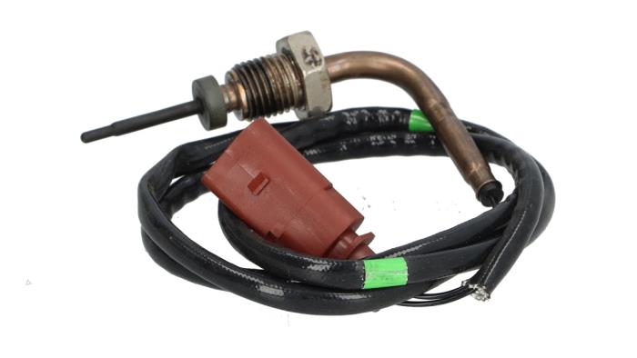 Gebruikte Uitlaat temperatuursensor Volkswagen Passat Variant (3G5) 2.0 TDI 16V 190 Prijs € 18,15 Inclusief btw aangeboden door Automaterialen Ronald Morien B.V.